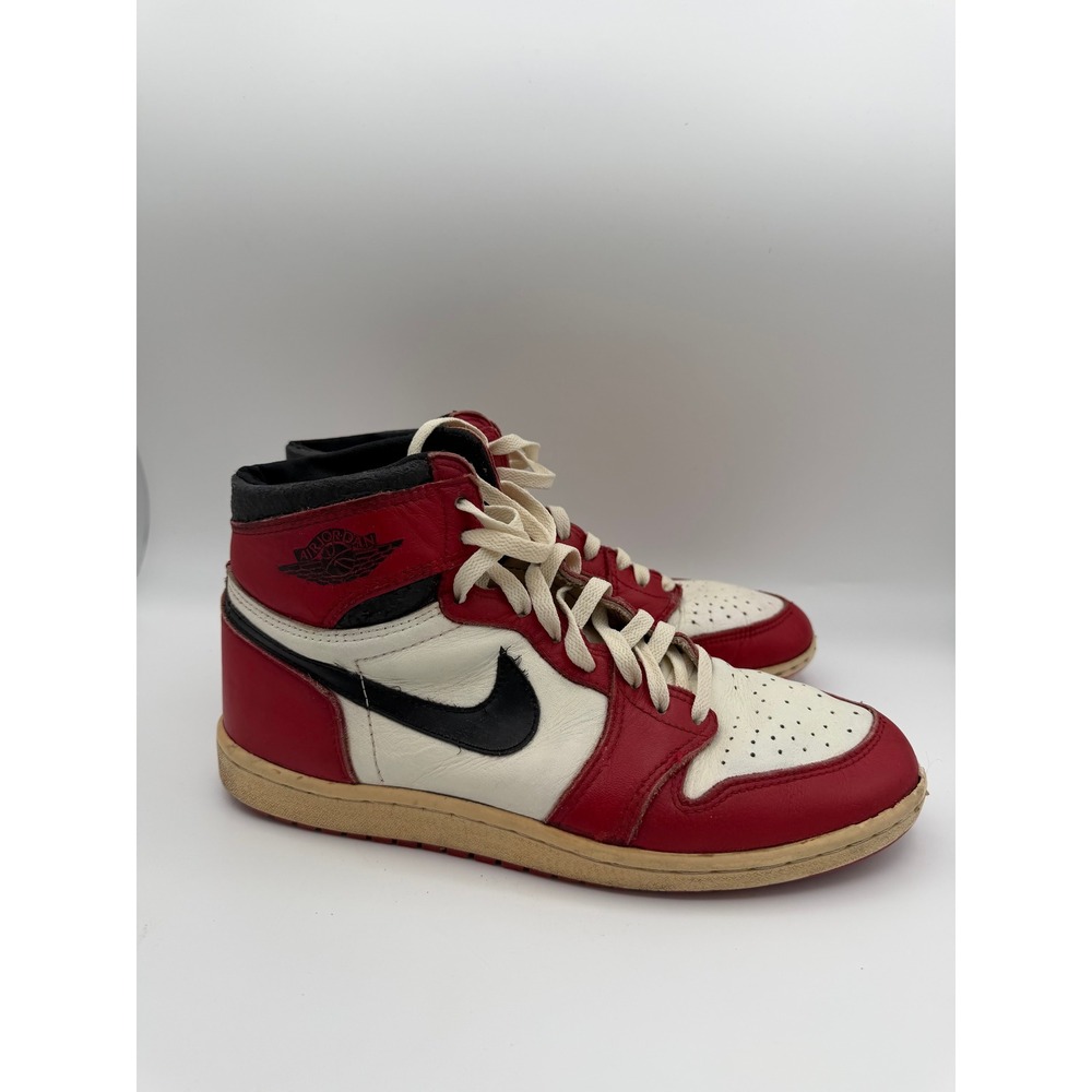 Nike Air Jordan 1 High Chicago 1985 OG Vintage Mens 10.5 Red White Black